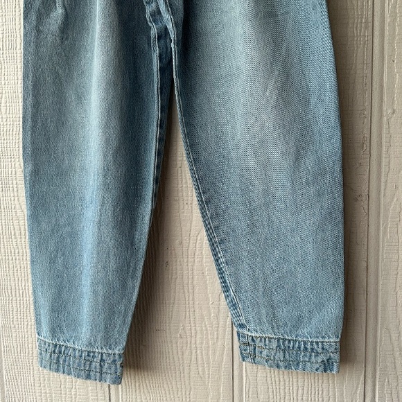 BLANK NYC Steal The Show Jeans - Picture 12 of 13